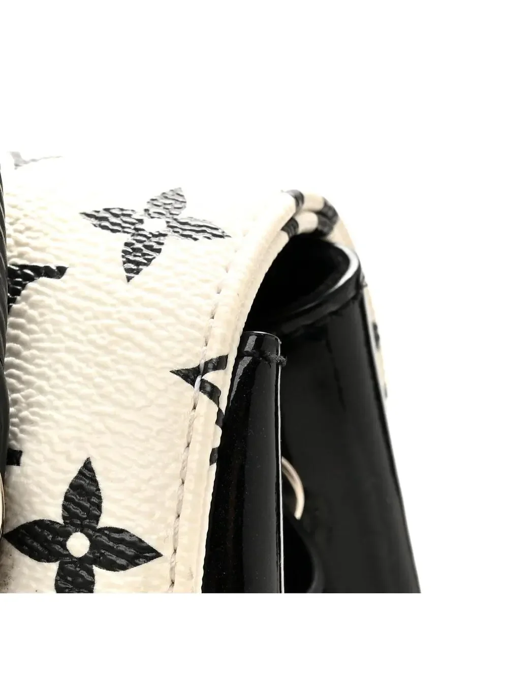 Louis Vuitton Patent Hot Springs #307685L12B